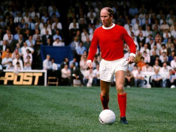 Bobby Charlton huyền thoại của Old Trafford